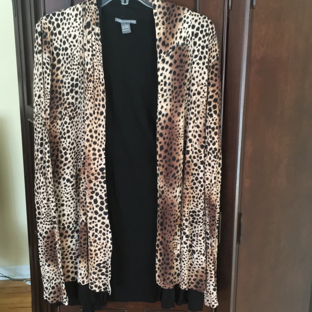 Isabella Rodriguez sz L open front top EUC